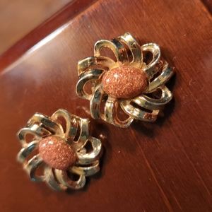 Vintage clip earrings